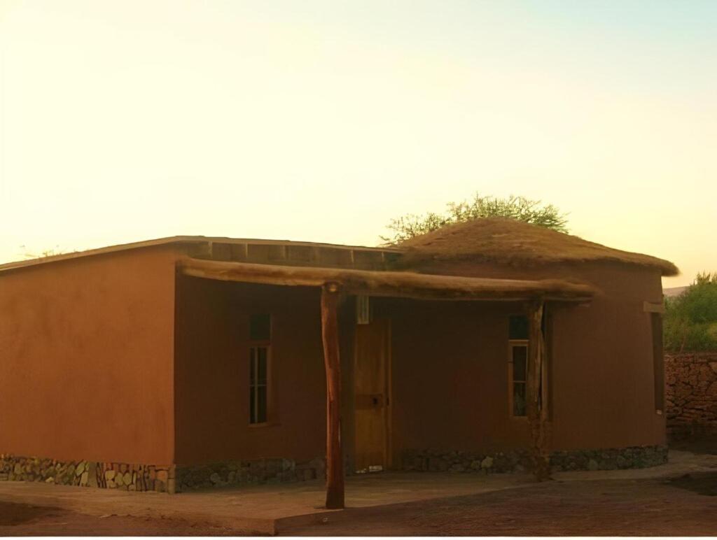 Larache Lodge *